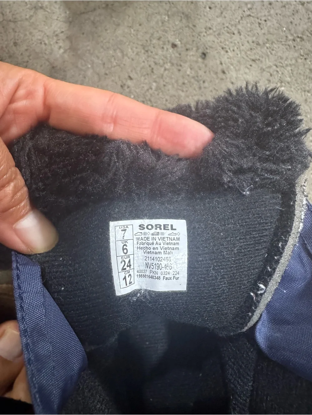 Sorel Kids Navy and Red Winter Snow Boots with Black Soles